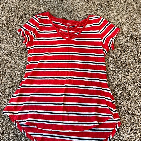 t-shirt - Picture 1 of 1